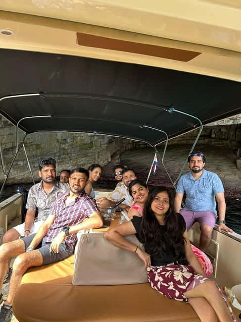 Adriatic Adventure: Blue Cave & 6 Islands Speedboat Escape - Guides, language, and how the experience feels in real life