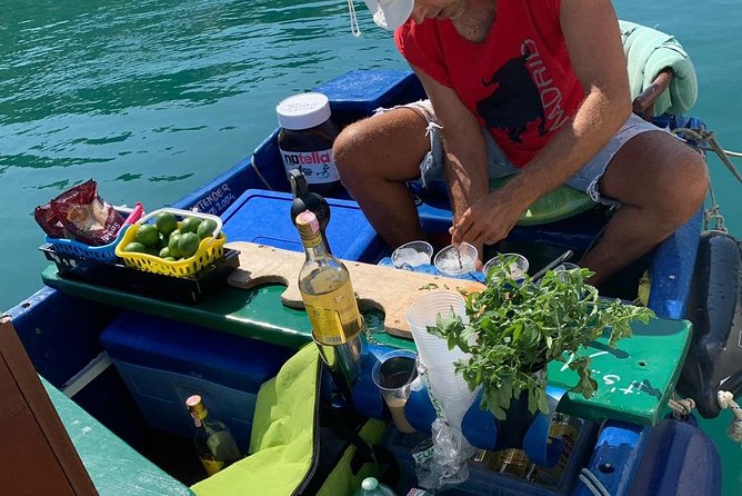 Adriatica Tour ( Blue Lagoon and Solta) from Trogir or Split - Stop 3: Nečujam Bay and the sink boat wreck snorkeling