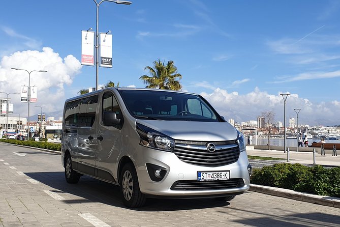 Airport(Resnik) to or from Split transfer - Optional stops along the way, useful or just extra?