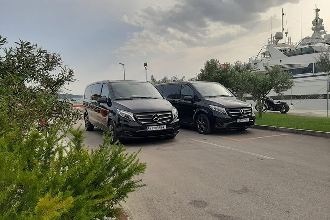 Airport shuttle - When the driver becomes your local shortcut