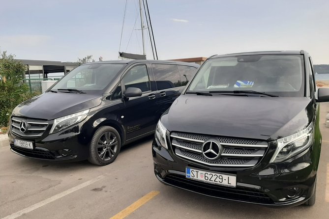 Airport shuttle - Price per group that can work for families and small friend groups