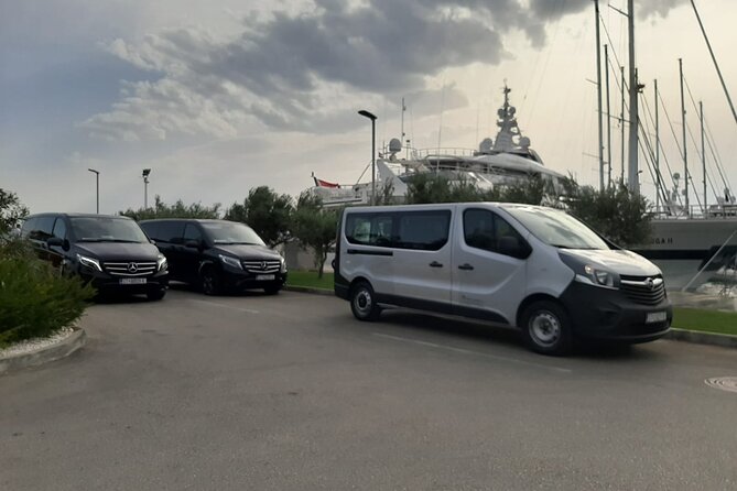 Airport shuttle - Who should book this Split airport shuttle