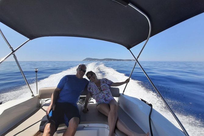 Airport Split speedboat transfer to Hvar town (Water taxi transfer) - Airport Pickup To Port Hop: How The Van Part Really Helps