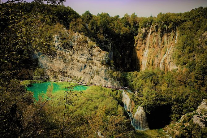 All inclusive luxury daytrip Plitvice Lakes from Split or Trogir - A luxury day trip that does not waste your time