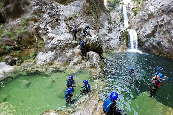 Basic Canyoning on Cetina river from Omis - Cetina canyoning near Omiš: why this trip feels different