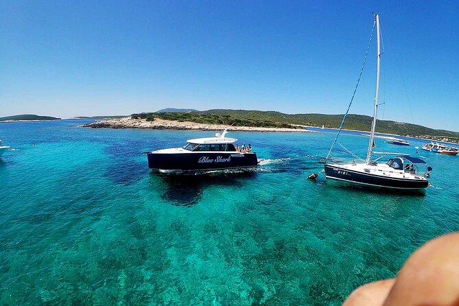 Blue cave and Hvar - 5 Islands speedboat tour from Split - 10 hours from Split: what that early start really means