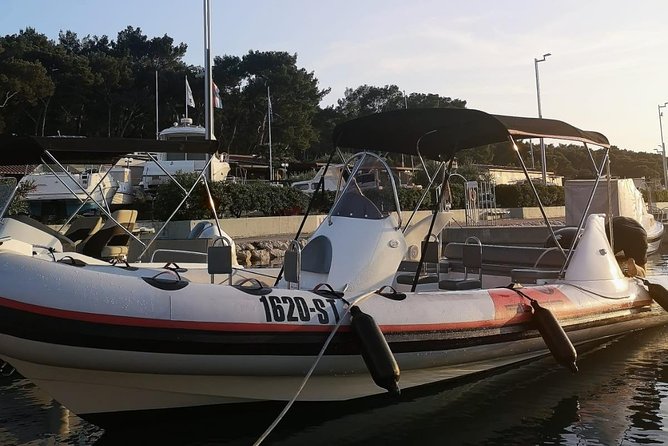Blue Cave full day boat tour - Exploring old town Hvar with about one hour of freedom