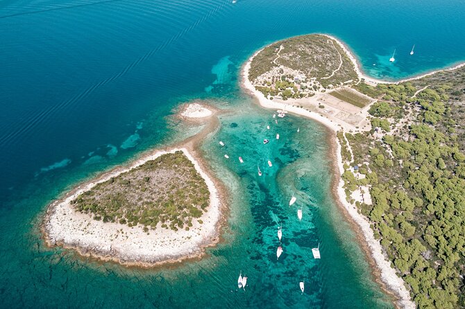 Blue Cave Full-Day Boat Tour with Hvar and 5 Islands - Key things I’d notice before you go