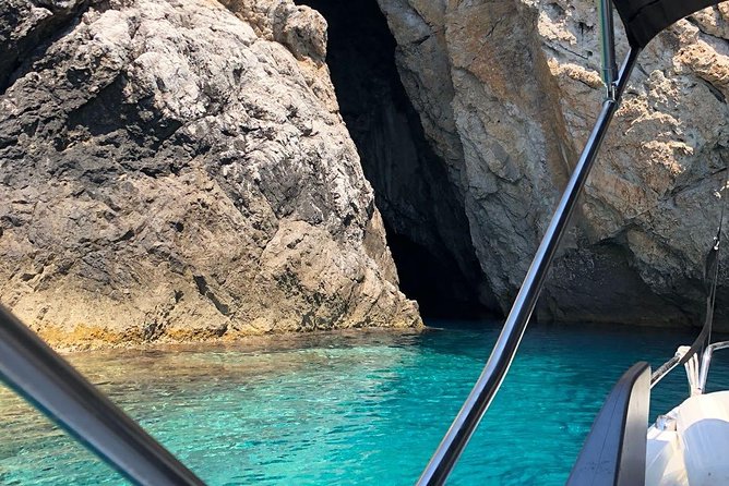 Blue cave & Hvar (5 Islands) private tour from Split or Trogir - Budikovac Island and the Blue Lagoon: Where You Linger
