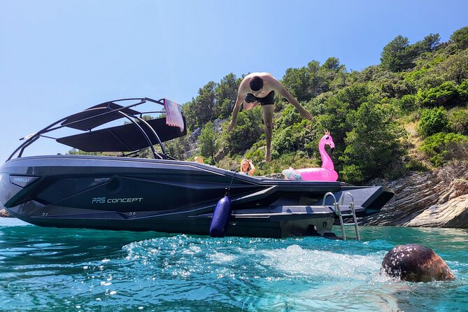 Blue Cave & Hvar, 5 Islands Speedboat with Luxury Seats in Shade - Biševo and the Blue Cave: Why Early Matters