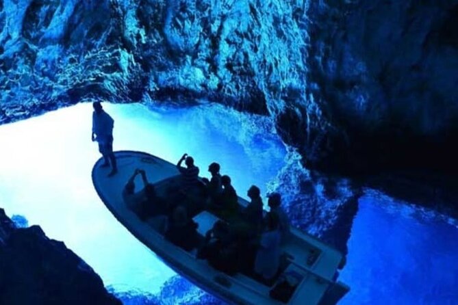 Blue Cave & Island Escape: A Unique 6-Island Adventure from Split - Entering The Day: Split Check-In and RIB Ride Basics