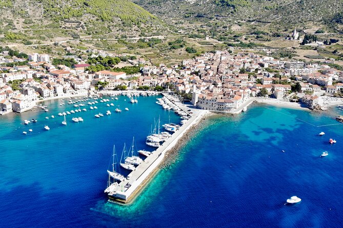 Blue cave, Mamma Mia and Hvar, 5 islands speedboat tour - Mamma Mia beach pass-by: photos without the detour