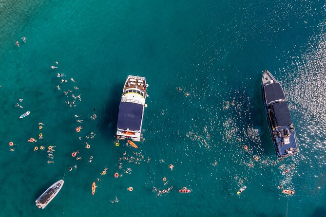 Blue Lagoon & 3 Islands Cruise with Lunch from Split - Meeting at St. Nicholas Pier: the 9:00 am timing that matters