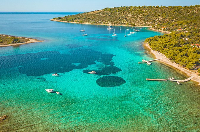 Blue Lagoon and 3 Islands Private Tour from Trogir and Split - Maslinica on Šolta: A Break From the Main Sights