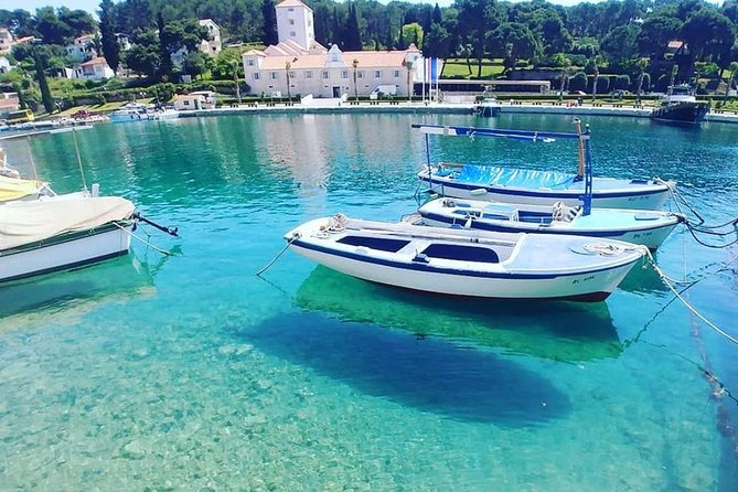 Blue Lagoon and Solta Island from Split-Private Tour - Maslinica and Martinis Marchi castle: small village, big picture moments