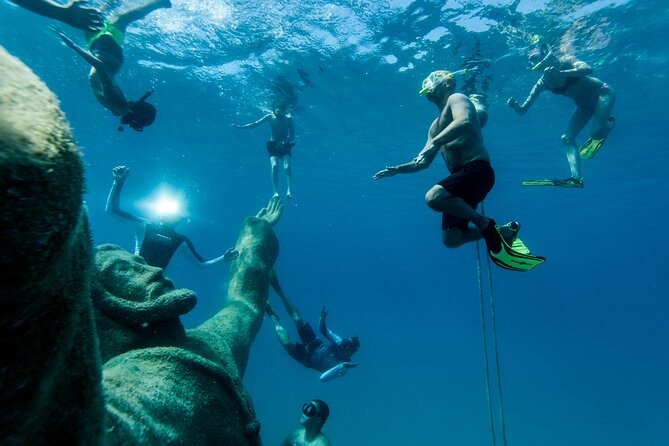 Blue Lagoon & Underwater Museum from Split with Lunch & Drinks - The DJ return ride: fun energy, not a silent retreat