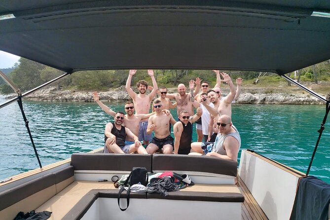 Bol Hvar Pakleni Islands Small Group Tour From Split - Stop 4: Šolta in 45 minutes, a quieter island reset