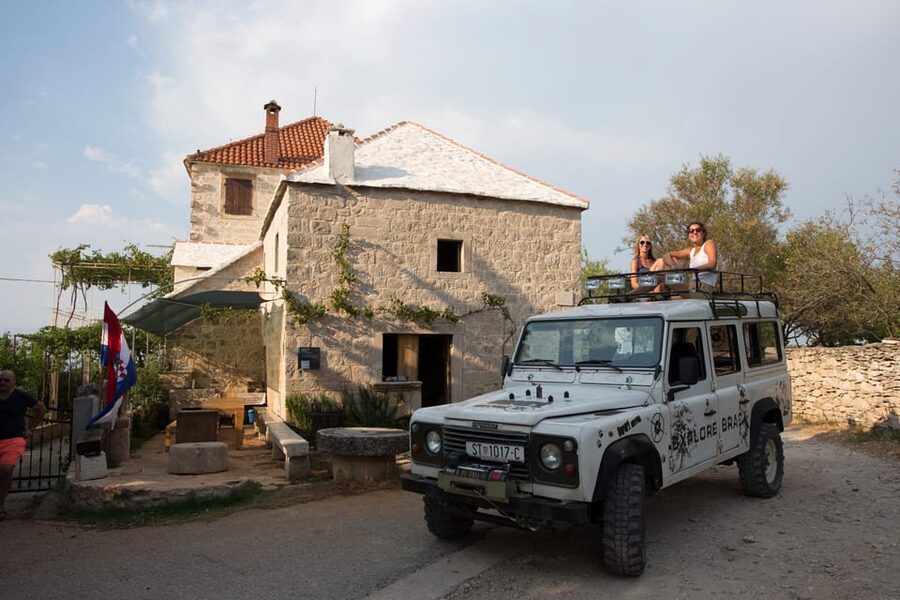 Brač: Island Exploration Tour by Four-Wheel Drive Jeep - Zlatni Rat (Golden Horn): swim time at the most famous curve