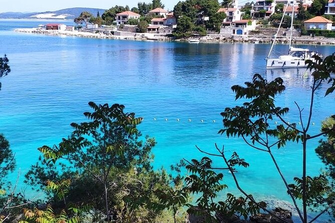Croatia 5 Islands Private Speedboat Tour Split Dalmatia - Hvar Town for 1.5 Hours: History-Led Streets With Time to Breathe