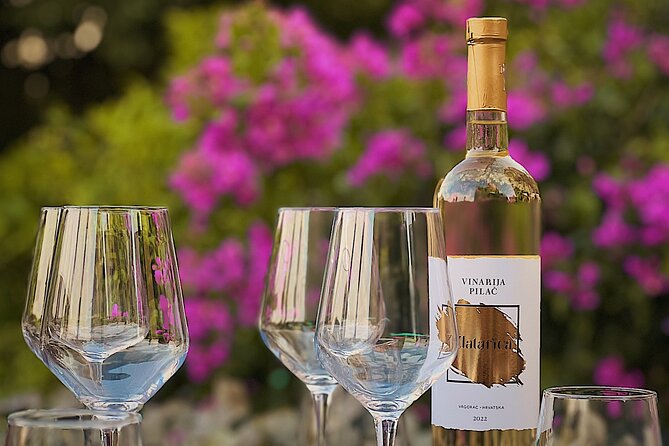 Dalmatian wine tasting by Bottiglia wine & deli - Timing it for a low-stress evening in Split
