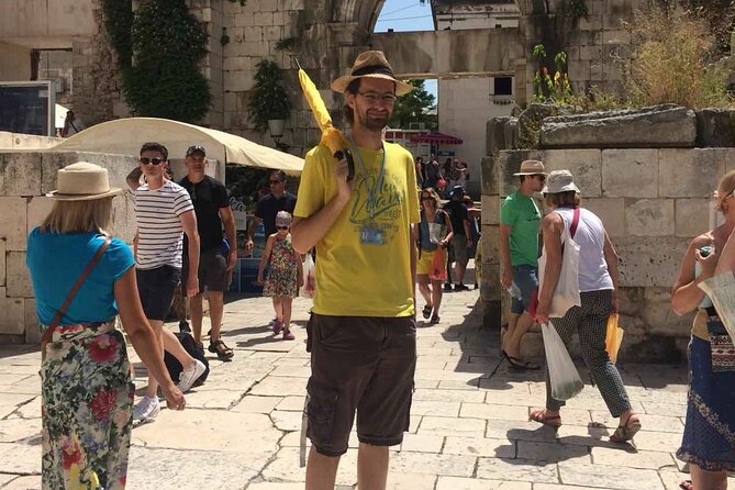 Diocletian Palace and Split Old Town SMALL GROUP Walking Tour - Palazzo di Diocleziano: 1 site, 2 worlds, one walk