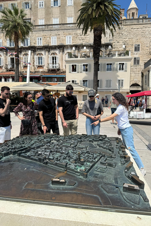 Diocletian's Palace & Old Town Split Walking Tour - Getting Oriented in Split: Riva vs the Old Core Model