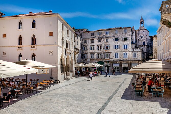 Diocletian's Palace Small Group Tour in Split - Price and value: when free palace access + a guide saves you time