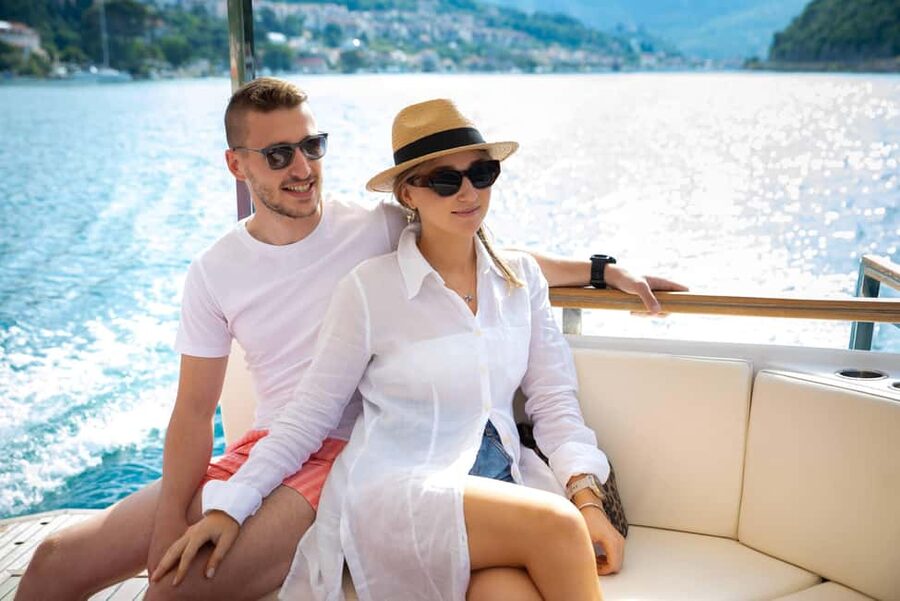 Dubrovnik: Elaphite islands excursion with Catamaran XLine - Blue Cave and Šunj Beach: how weather changes the fun