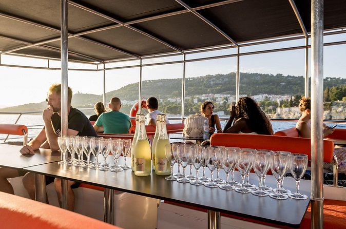 Evening Panoramic Escape Split by Sea - Who This Sunset Cruise Fits Best