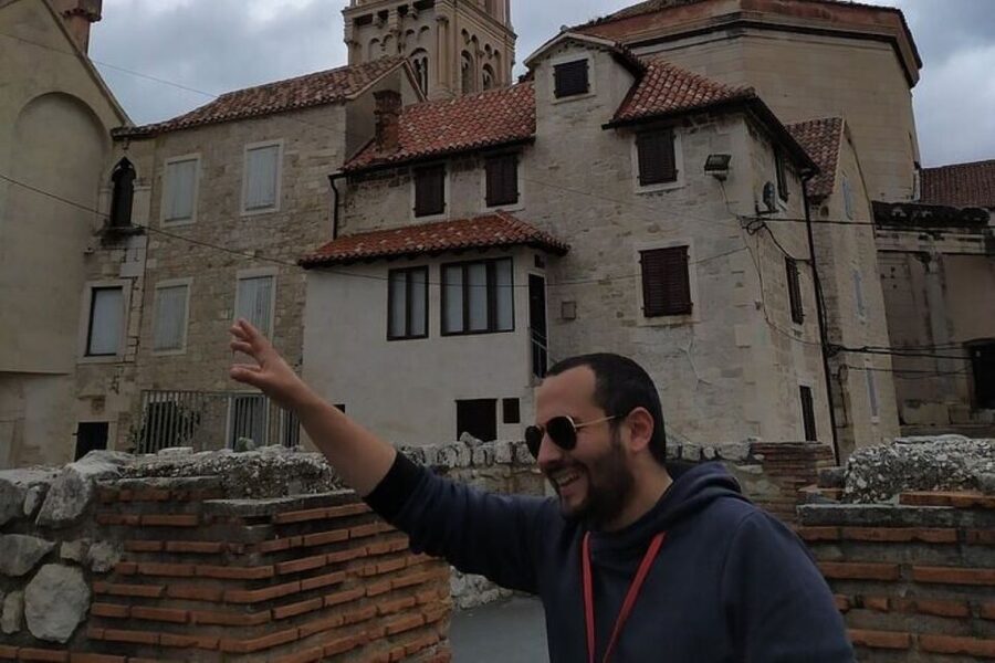 Experience Split History Walking Tour With Local Historian - Peristil and the main palace square: learning to read the layout
