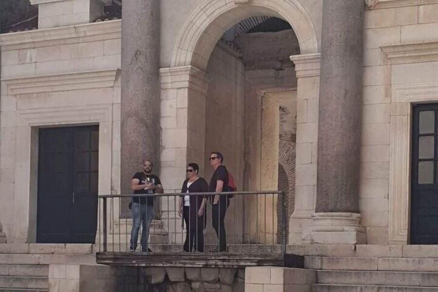 Experience Split History Walking Tour With Local Historian - Cathedral of Saint Domnius: Roman forms, later faith
