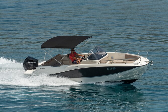 Explore Hvar, Brac and Solta on the Private Boat Trip - Unique Experience - Stop 1 in Hvar Town: coffee break and Fortica views