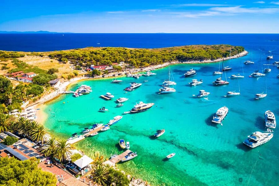 From Hvar: Blue Cave, Green Cave & 5 Islands Speedboat Tour - How the guides and skippers affect your day