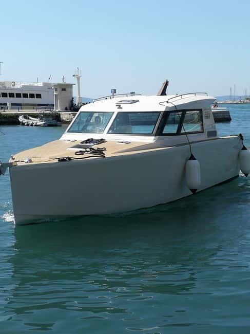 From Split: 5 Islands and Blue Cave Boat Tour - Getting there fast: the 07:45 Riva meeting point
