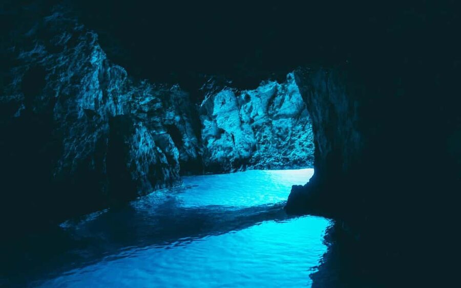 From Split: Blue Cave & 5 Islands Amazing Speedboat Tour - From Split’s Riva to the open Adriatic
