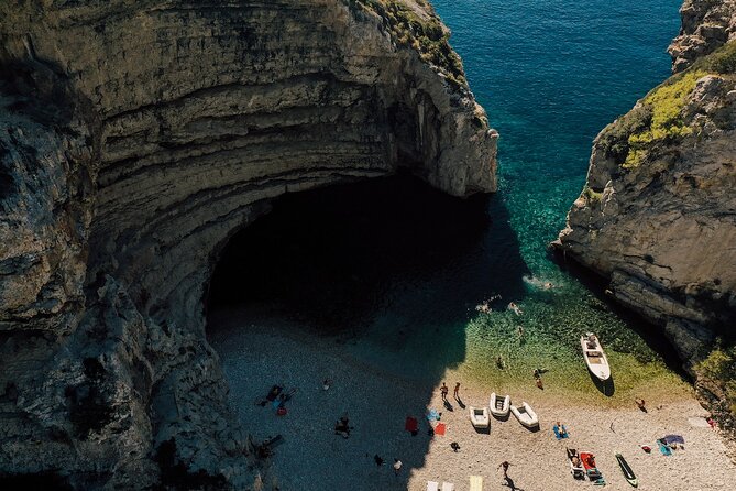From Split: Blue cave & 5 Islands tour - Budikovac Island: swim or chill, with a beach bar option