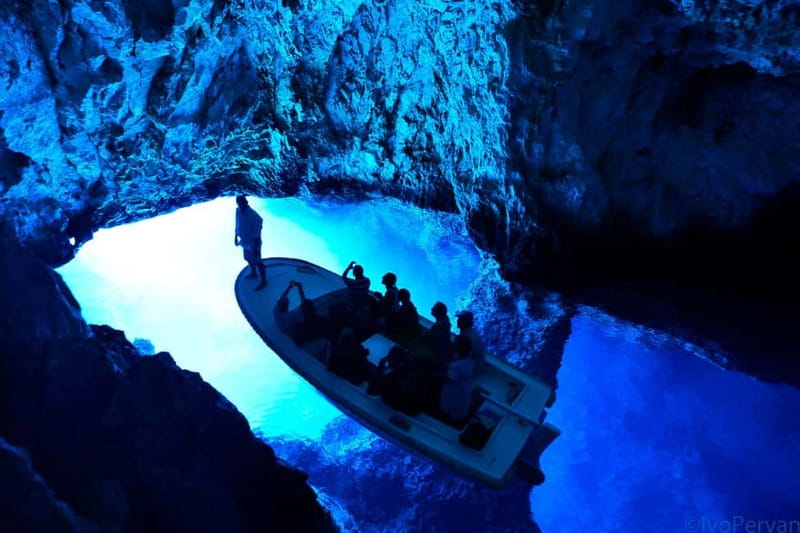 From Split: Blue Cave, Hvar, Mamma Mia, 5 Islands boat Tour - Your Speedboat Setup from Split: Shade, Seats, and a Small Group That Works