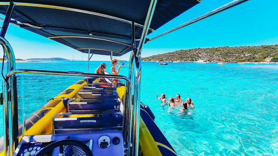 From Split: Blue Cave, Mamma Mia, Vis & Hvar 5-Island Tour - Vis and Komiža: a fishing town break with a film tie-in