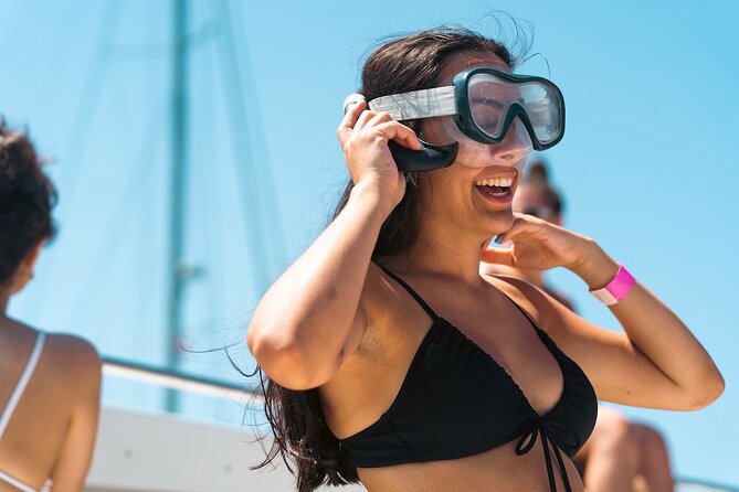 From Split: Blue Lagoon and 3 Islands Speedboat Tour - Trogir in One Hour, Stone Beauty Streets and a Quick Bite