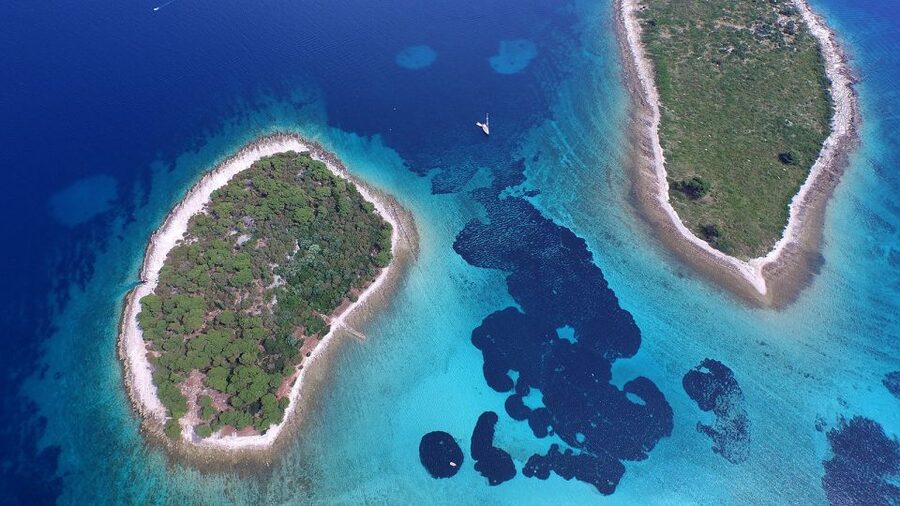 From Split: Blue Lagoon and Trogir Half-Day Speedboat Tour - Key highlights to look for