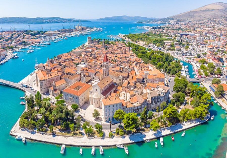 From Split: Blue Lagoon, Šolta, and Trogir Speedboat Tour - Key things you will notice on this tour