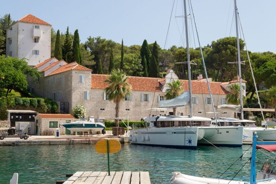 From Split: Blue Lagoon, Šolta, and Trogir Speedboat Tour - Blue Lagoon time: snorkeling setup, pebble beach breaks, and camera moments