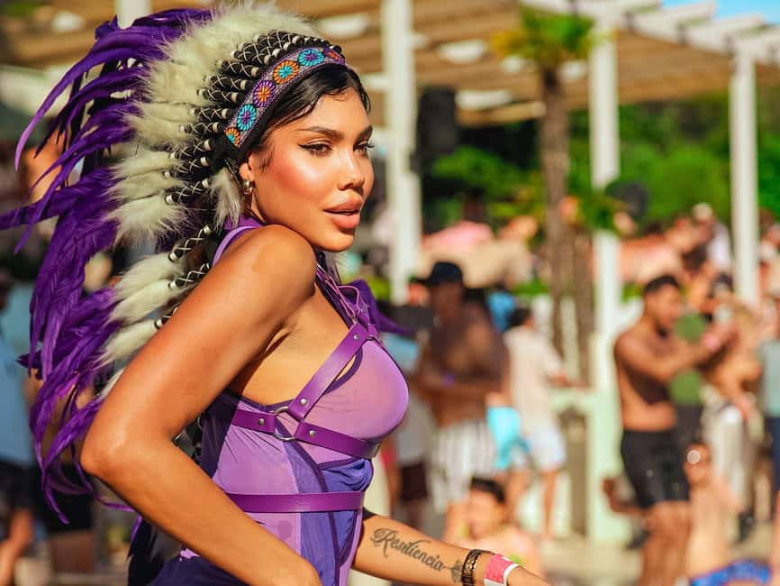 From Split: Brač Island Beach Bar and Pool Party - Swimming in the Adriatic: Why This Is More Than Just Music