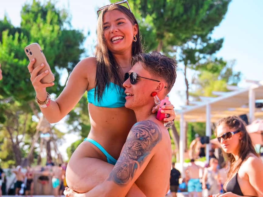 From Split: Brač Island Beach Bar and Pool Party - Who This Brač Beach Bar Party Is Best For