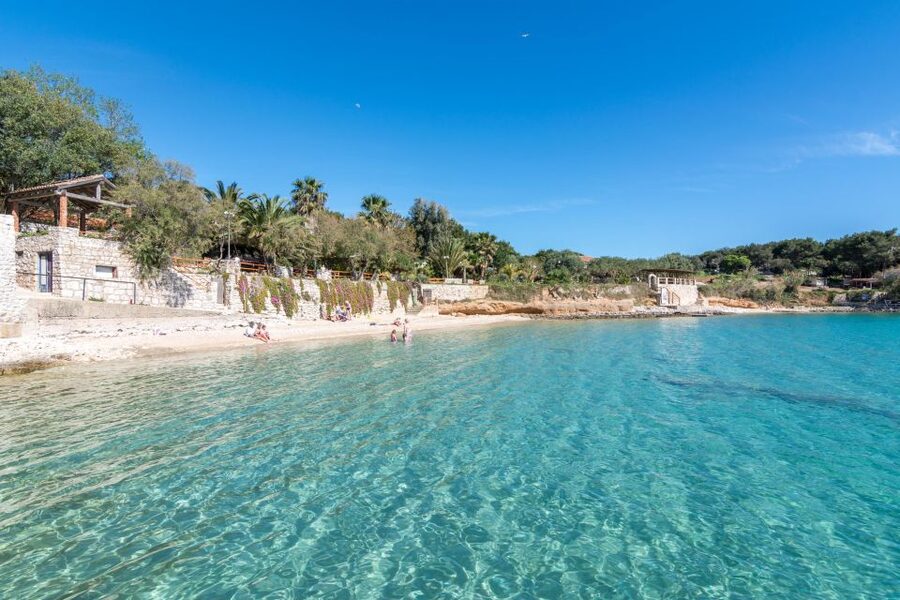 From Split, Croatia: Blue Cave & Hvar 5 Islands tour - Budikovac island swim time, why the longer stop matters