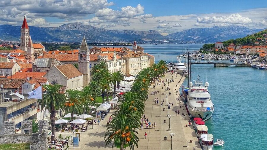 From Split: Half-Day Tour of Trogir Old Town in Small Group - The Guided Walk in Trogir: How to See More Than Just Pretty Stones