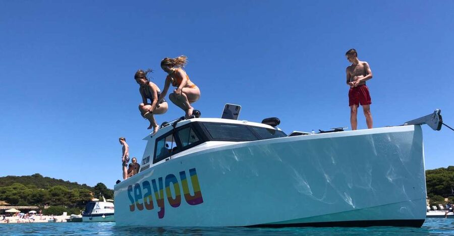 From Split: Luxury Cabin Boat Tour to The Blue Cave and Hvar - Blue Lagoon time near Budikovac: your best swim chance