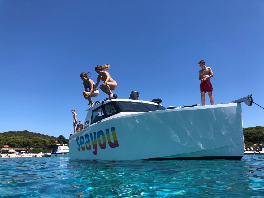 From Split: Luxury Cabin Boat Tour to The Blue Cave and Hvar - Vis and Komiza: coffee stop, not just a transit point