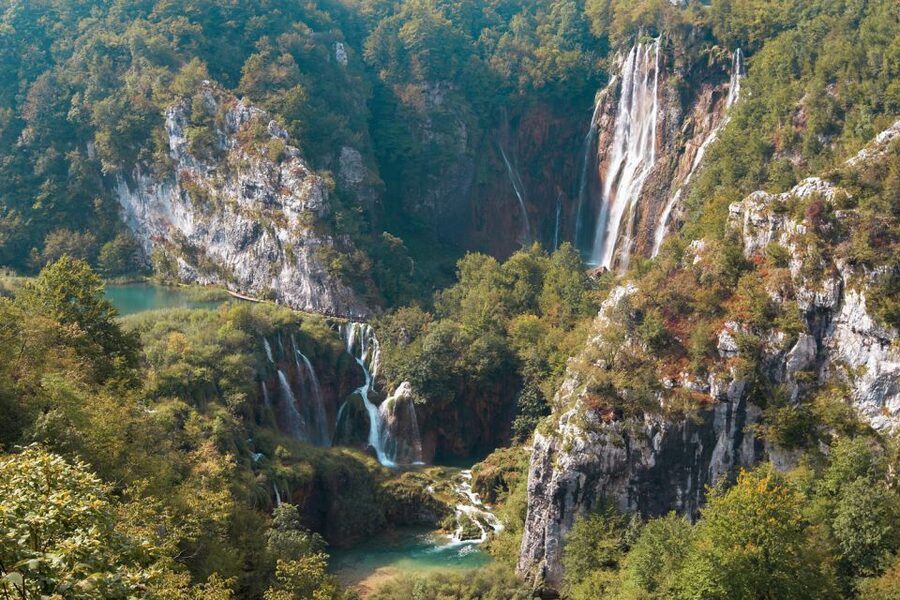 From Split or Trogir: Plitvice Lakes Guided Full-Day Tour - Who This Tour Suits Best (and Who Might Feel Short-Changed)
