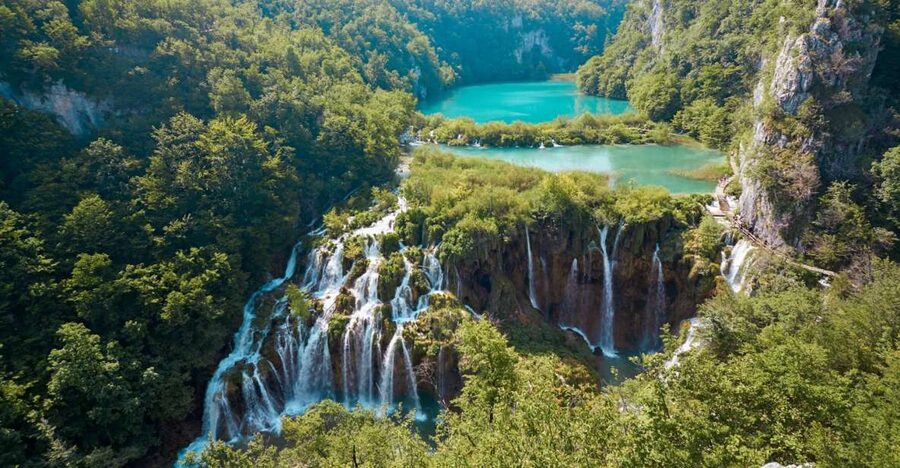 From Split or Trogir: Plitvice Lakes Guided Full-Day Tour - Wooden Walkways and the Korana River Waterfall System